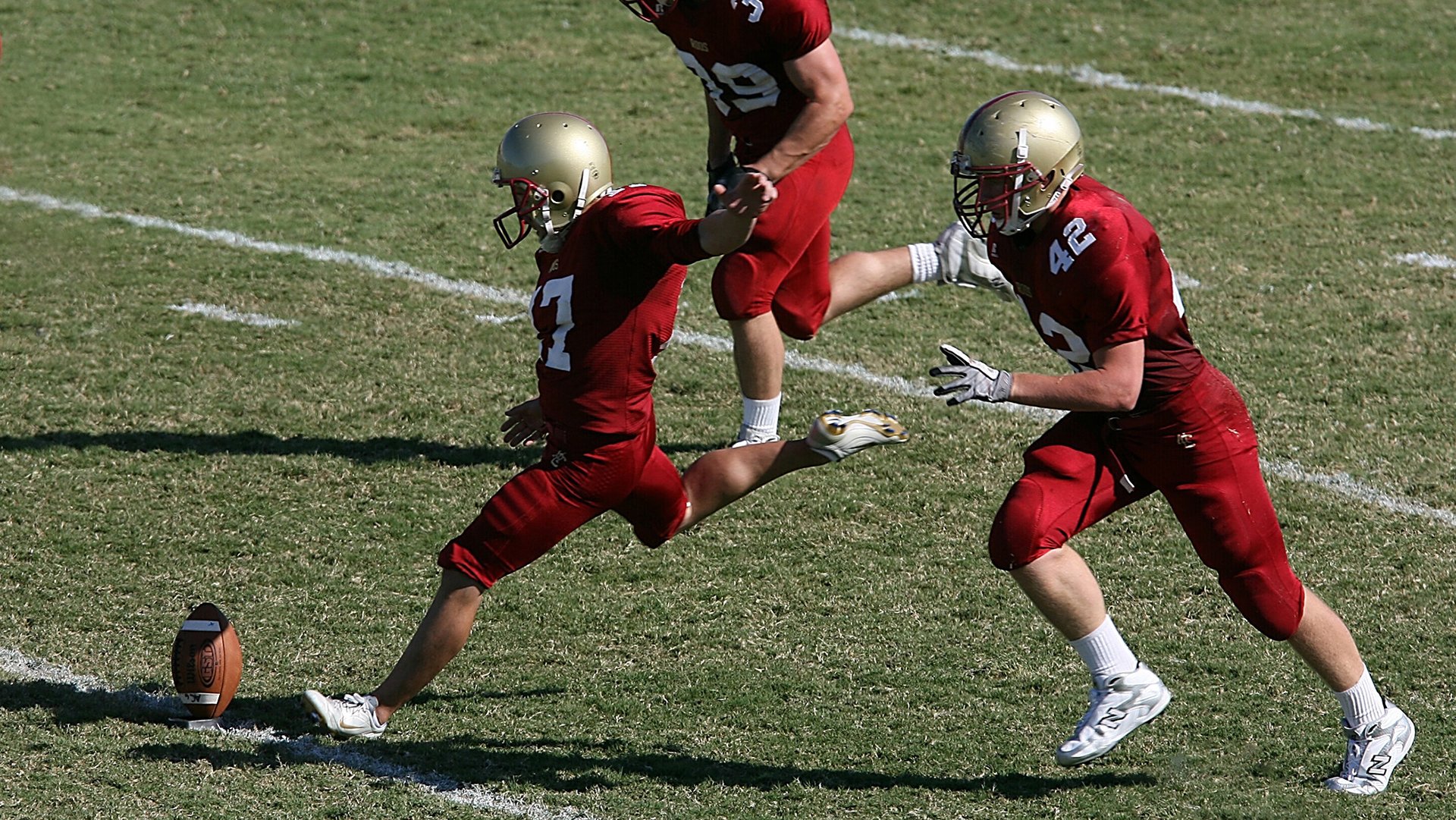 星空体育入口app-中立B男队整体划频控制能力提升